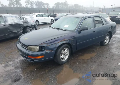 1994 Toyota Camry Dx z USA, uszkodzony, nr VIN 4T1SK11E2RU451211